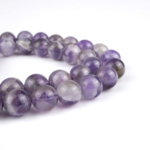 Ametist doğal taş dizi 8 mm – mor tonlarıyla sakinlik, arınma ve farkındalık sağlayan toptan doğal taş dizi