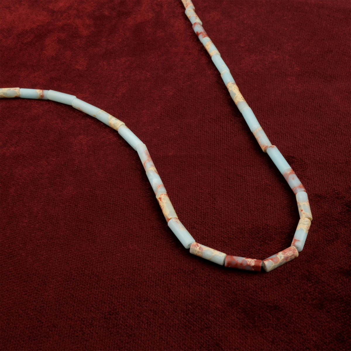 Açık Mavi Varisit doğal taş dizi – toptan doğal taş dizi, yumuşak mavi tonlarıyla huzur, denge ve sakinlik enerjisi sunan taş.