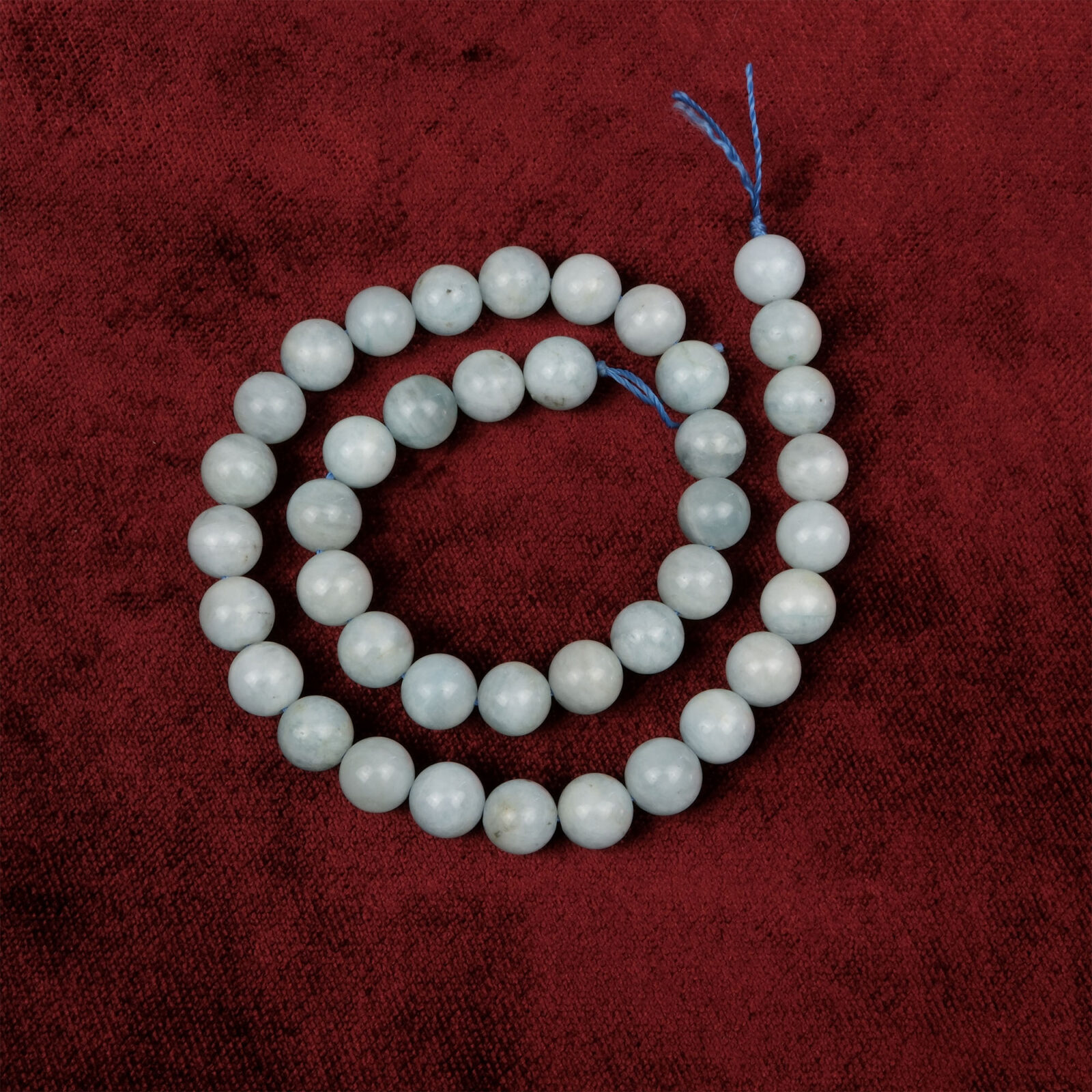 Akuamarin doğal taş dizi 10 mm – açık mavi tonlarıyla huzur, iletişim gücü ve ruhsal dinginlik sağlayan toptan doğal taş dizi