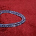 Akuamarin doğal taş dizi 4 mm – açık mavi tonlarıyla huzur, denge ve iletişim enerjisi yayan toptan doğal taş dizi