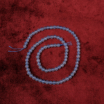 Akuamarin doğal taş dizi 4 mm – açık mavi tonlarıyla huzur, denge ve iletişim enerjisi yayan toptan doğal taş dizi