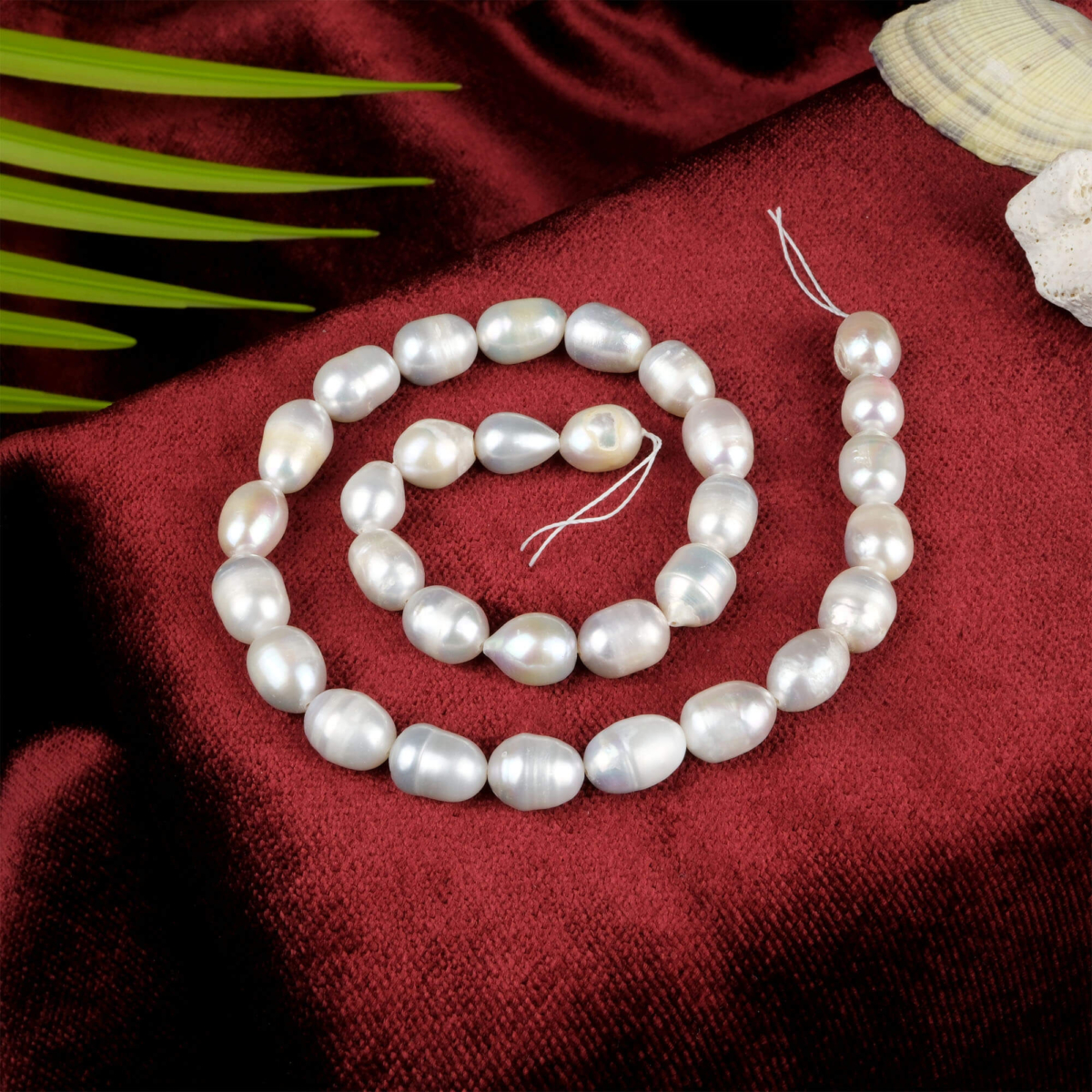 Arpa İnci doğal taş dizi 8 mm – inci parlaklığında beyaz tonlarıyla zarafet, saflık ve huzur enerjisi sağlayan toptan doğal taş dizi