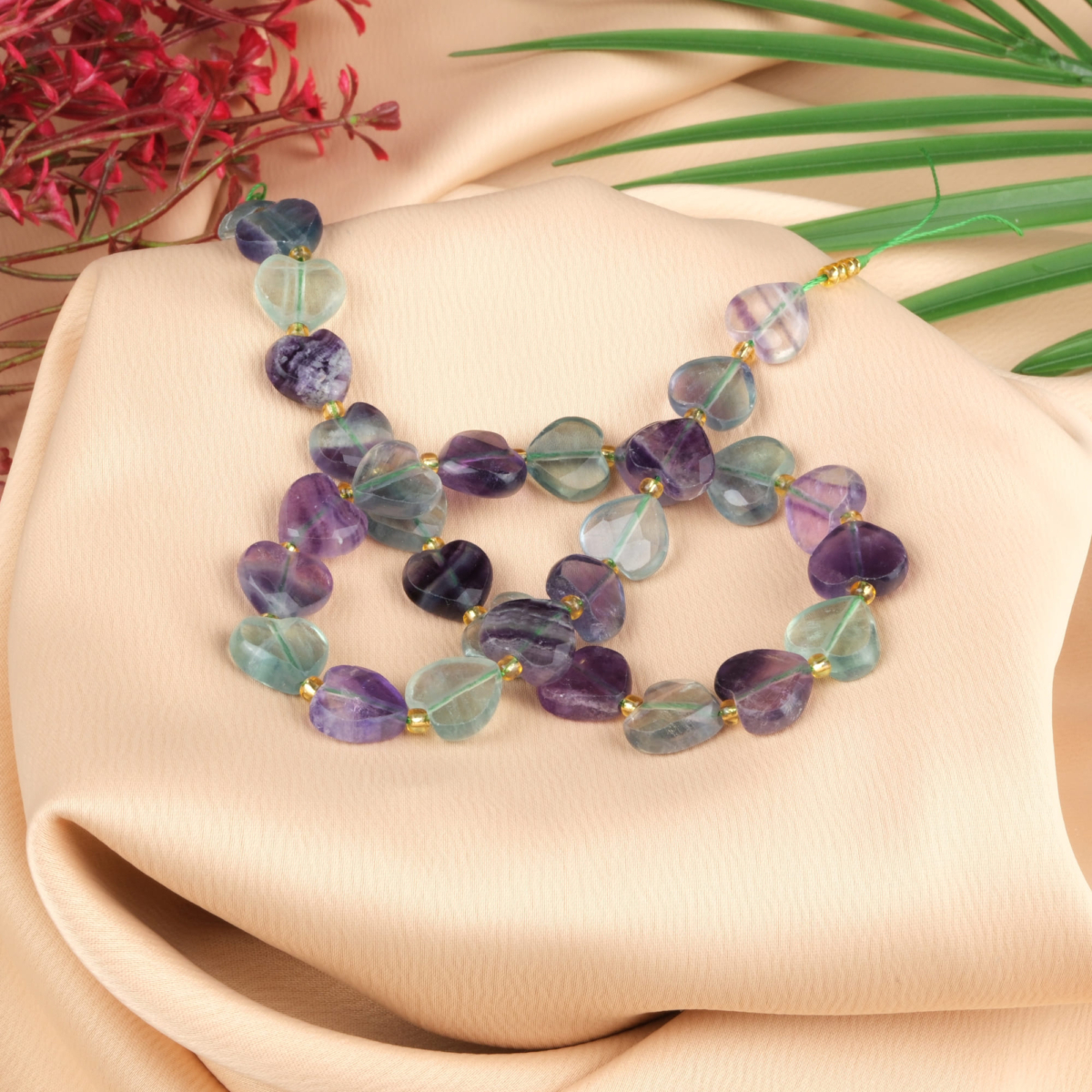 Florit Doğal Taş Dizi (12mm Kalp Desen Kesim)