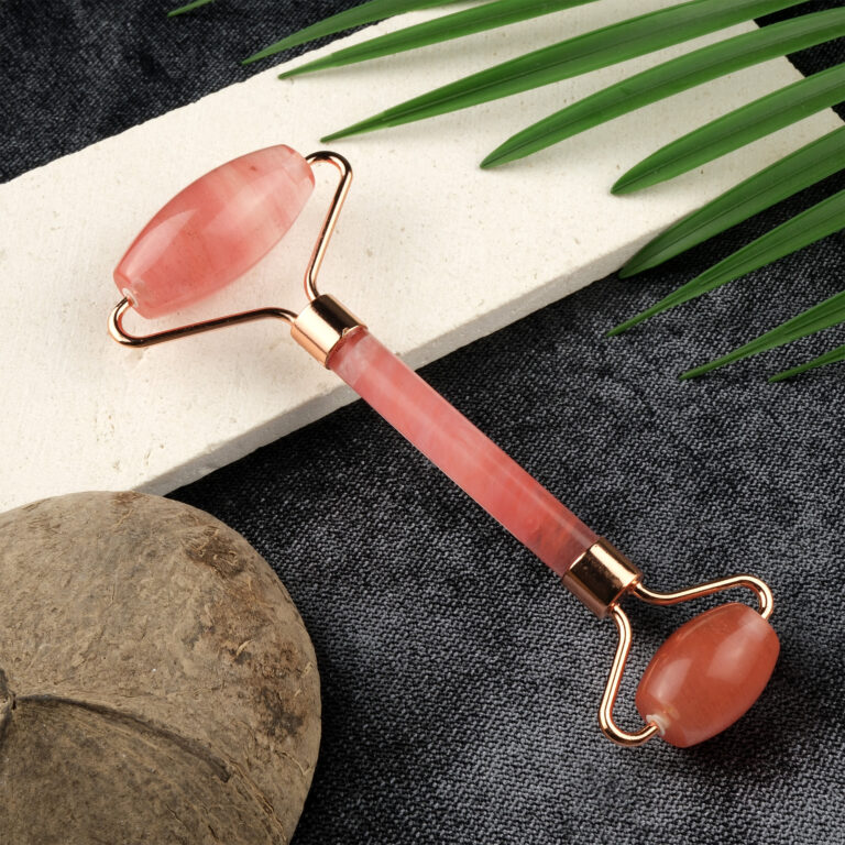 Gül kuvars face roller – cilt yenileyici doğal taş masaj aleti