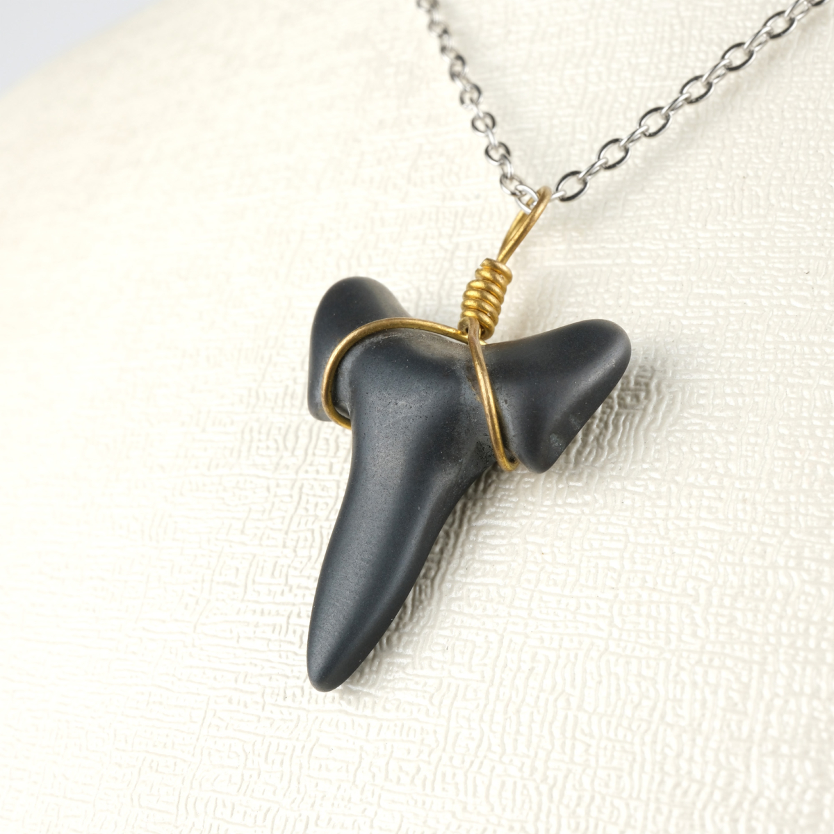 hematit-kolye-dogal-tas-kolye-safir-tas-evi-