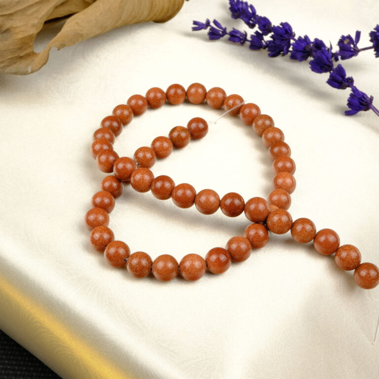 Kahve Yıldıztaşı doğal taş dizi – toptan doğal taş dizi, kahverengi ışıltılı yapısıyla enerji, özgüven ve canlılık sağlar.