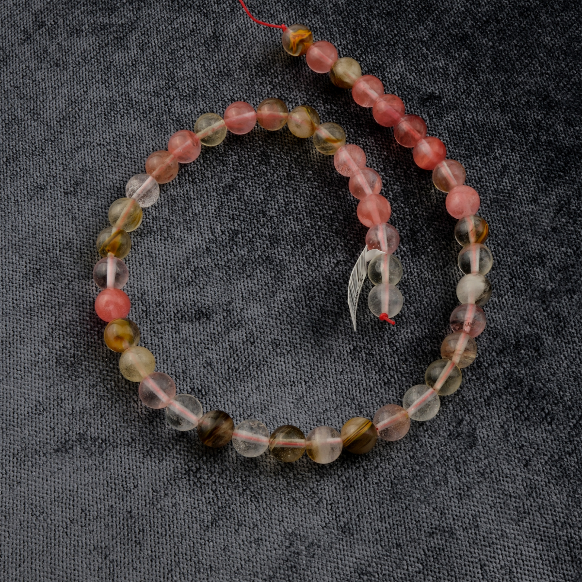 Karpuz Kuvars doğal taş dizi – toptan doğal taş dizi, pembe ve yeşil tonlarıyla sevgi, denge ve huzur enerjisi sunan taş.