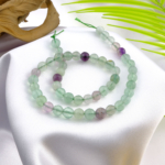 Kesimli Florit doğal taş dizi – toptan doğal taş dizi, mor, yeşil ve şeffaf tonlarıyla zihinsel netlik ve denge sağlayan şifalı taş.