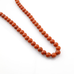 Kesimli Kırmızı Jasper doğal taş dizi – toptan doğal taş dizi, kırmızı tonlarıyla canlılık ve güç enerjisi veren şifalı taş.