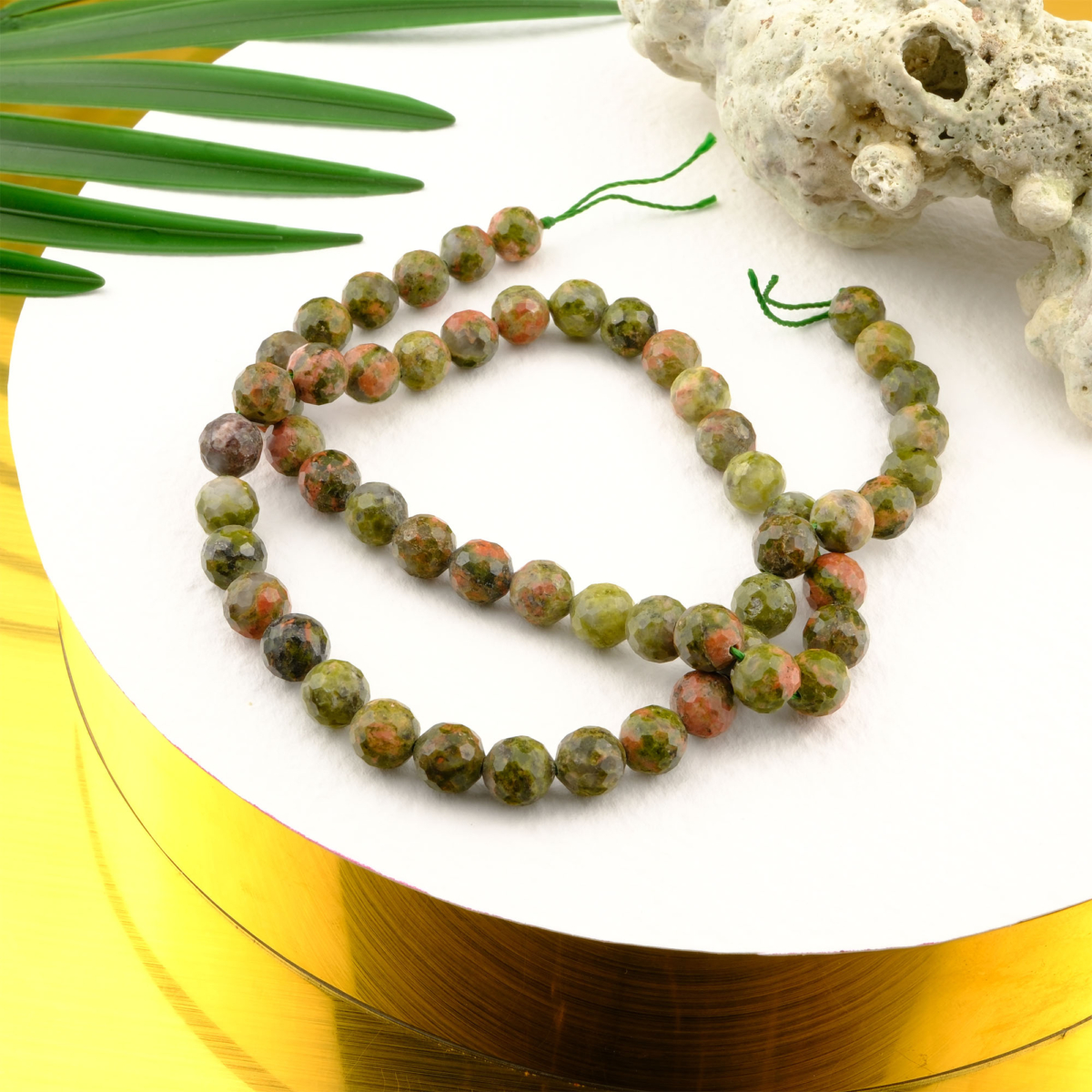 Kesimli Unakit doğal taş dizi – toptan doğal taş dizi, yeşil ve pembe tonlarıyla denge, yenilenme ve ruhsal iyileşme enerjisi sunar.