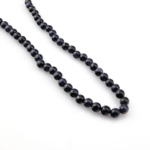 Kesimli Yıldız Taşı doğal taş dizi – toptan doğal taş dizi, gece gökyüzünü andıran ışıltısıyla denge ve ilham enerjisi sunar.