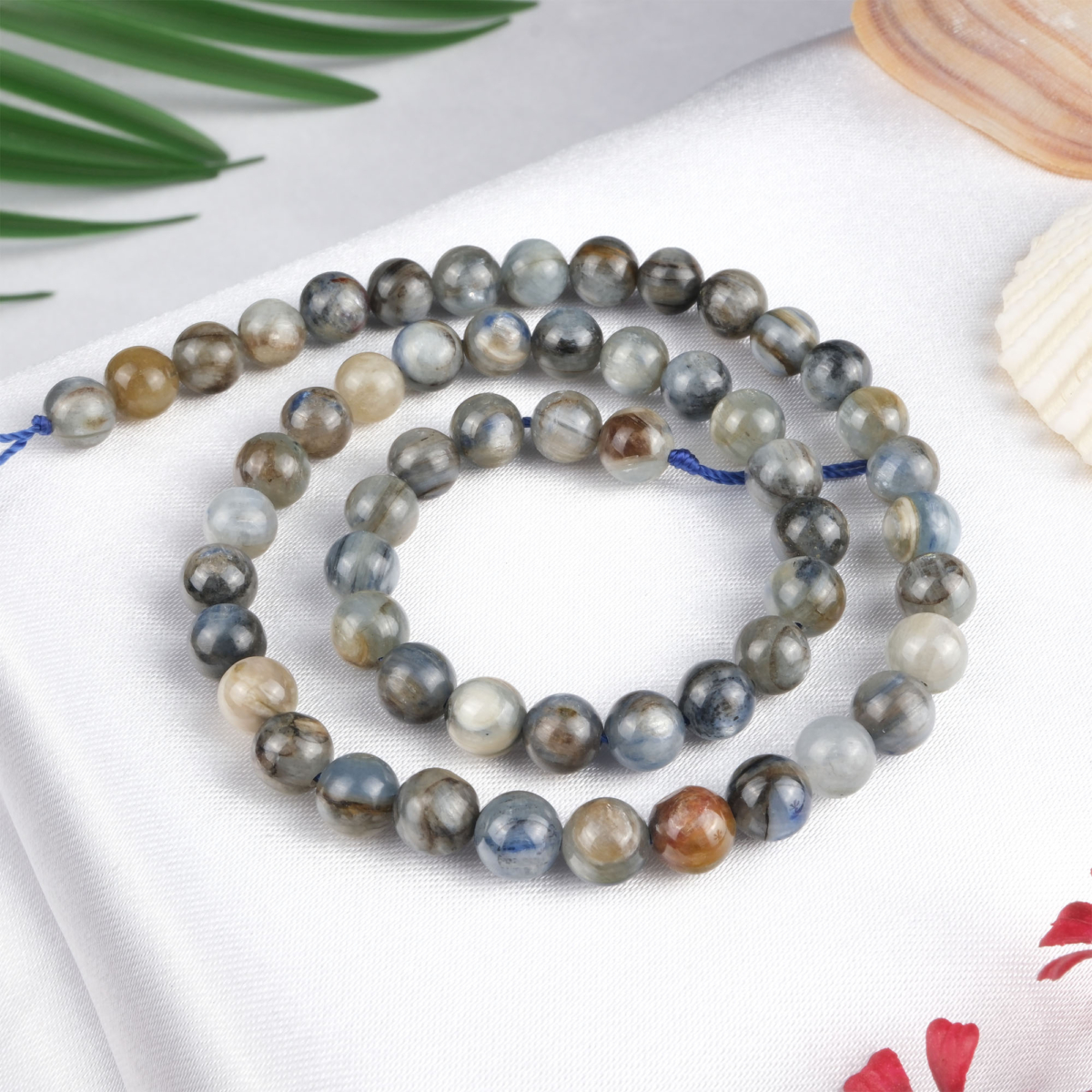 Kyanit doğal taş dizi 6 mm – lacivert tonlarıyla enerji dengeleme ve zihinsel berraklık sağlayan toptan doğal taş dizi