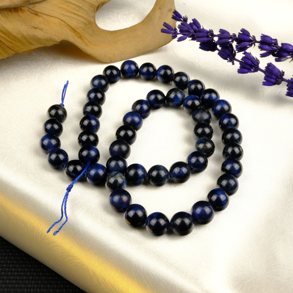 Lacivert Siyah Kaplangözü doğal taş dizi – toptan doğal taş dizi, derin mavi ve siyah tonlarıyla koruma, denge ve odak enerjisi sağlar.