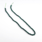 Malahit doğal taş dizi 5 mm – yeşil tonlarıyla dönüşüm, koruma ve kalp çakrası enerjisini dengeleyen toptan doğal taş dizi