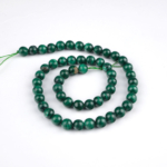 Malahit doğal taş dizi 7-8 mm – yeşilin büyüleyici tonlarıyla dönüşüm, koruma ve denge enerjisi sağlayan toptan doğal taş dizi