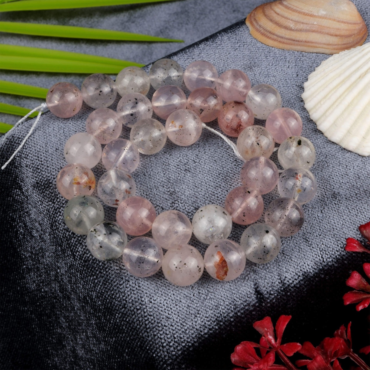 Mika Kuvars doğal taş dizi 12 mm – saydam yapısındaki mika parçacıklarıyla enerji temizliği, farkındalık ve denge sağlayan toptan doğal taş dizi