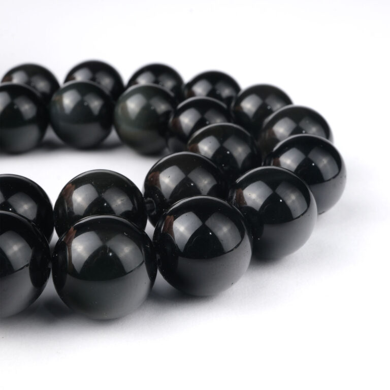 Rainbow Obsidyen doğal taş dizi 12 mm – siyah zemin üzerinde renkli yansımalarıyla koruma, şifa ve farkındalık sağlayan toptan doğal taş dizi