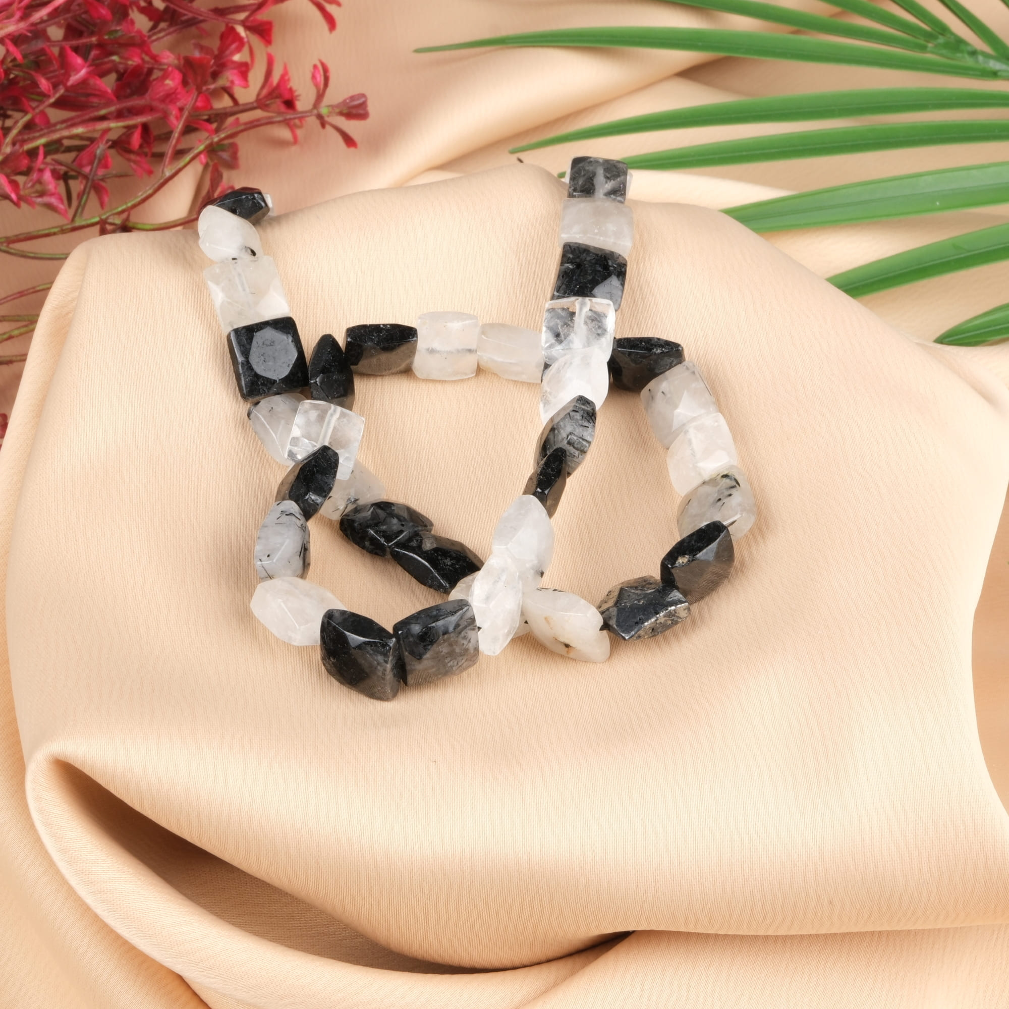 rutil-kuvars-dizi-dogal-tas-dizi-10x5mm-kare-kesimli-safir-tas-evi-1.jpg Kare Kesimli Rutil Kuvars Doğal Taş Dizi (10x5mm) - Görsel 1
