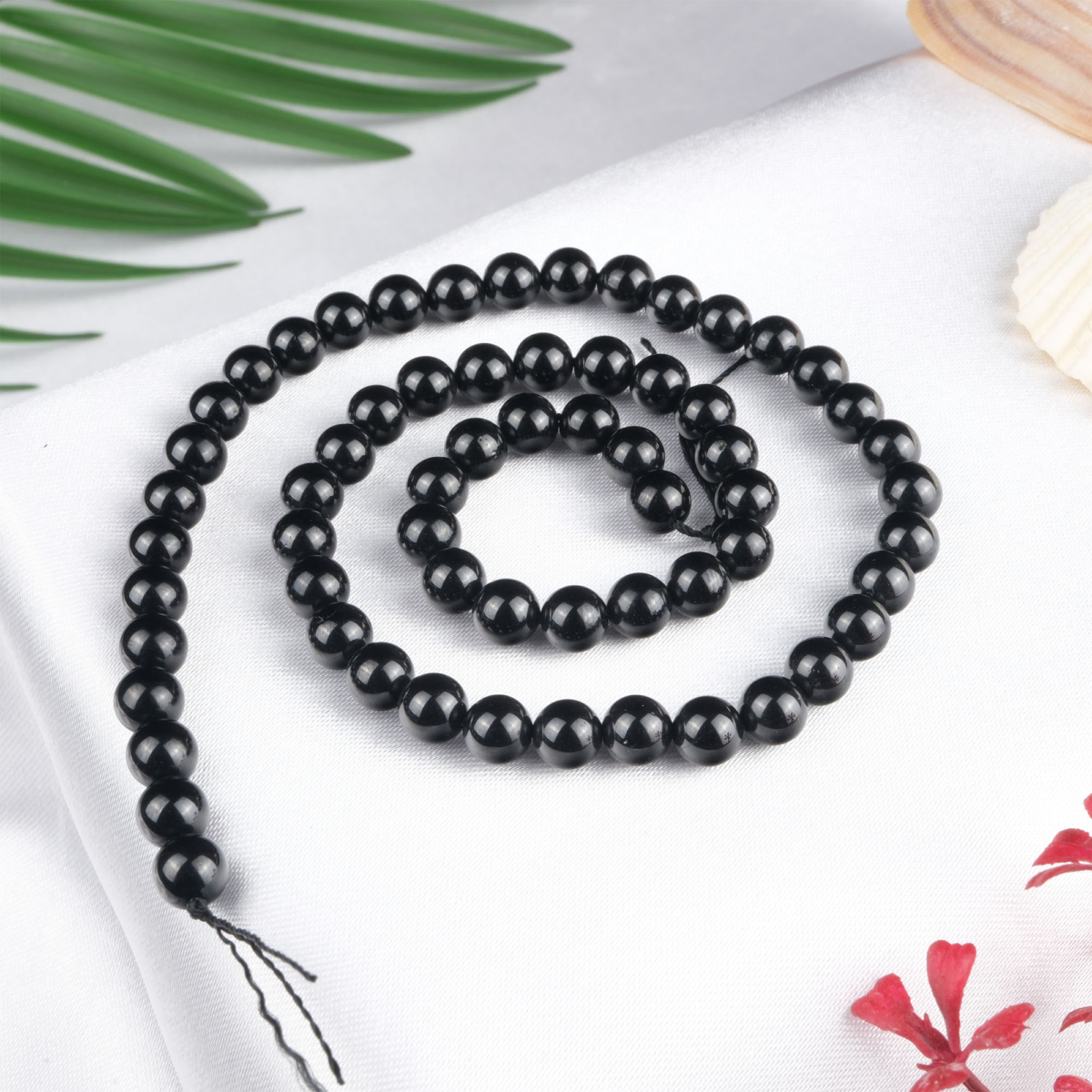 Siyah Spinel doğal taş dizi 6 mm – güçlü koruma enerjisiyle negatif frekansları uzaklaştıran, takı yapımına uygun toptan doğal taş dizi