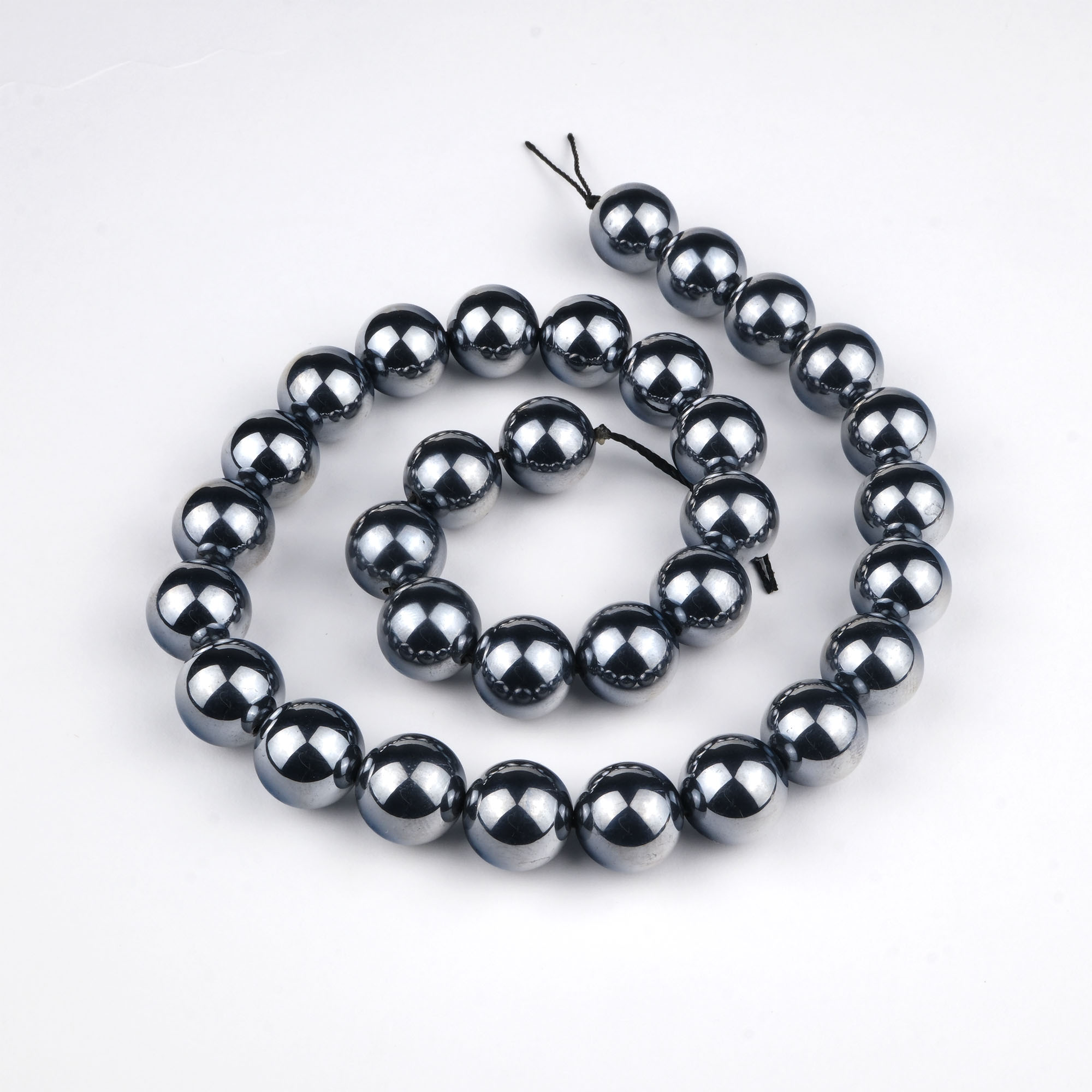 teraherz-dizi-dogal-tas-dizi-12mm-safir-tas-evi (3) Teraherz doğal taş dizi 12 mm – gümüş gri metalik parlaklığıyla enerji dengeleme, frekans yükseltme ve canlılık sağlayan toptan doğal taş dizi