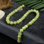 Yeşil Oniks doğal taş dizi – toptan doğal taş dizi, canlı yeşil tonlarıyla denge, huzur ve içsel güç enerjisi sunar.