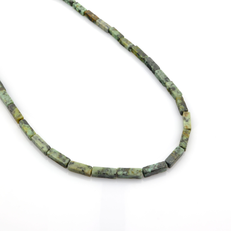 Afrika Turkuaz doğal taş dizi — toptan doğal taş dizi; mavi-yeşil tonlarıyla yenilenme, dönüşüm ve içsel denge enerjisi sağlayan taş.