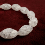 Arpa kesimli Necef doğal taş dizi 11–20mm – arınma, berraklık ve enerji temizliği sunan toptan doğal taş dizi