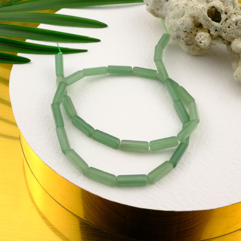 Aventurin doğal taş dizi — toptan doğal taş dizi; yeşil tonlarıyla bolluk, şans ve duygusal denge enerjisi sağlayan taş.