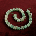 Aventurin doğal taş dizi — toptan doğal taş dizi; yeşil tonlarıyla bolluk, şans ve huzur enerjisini taşıyan, sakinleştirici etkili taş.