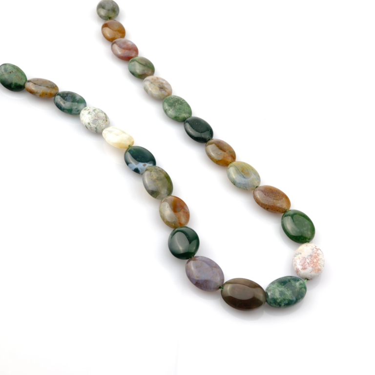 Hint Akik doğal taş dizi — toptan doğal taş dizi; sıcak toprak tonlarıyla denge, kararlılık ve iç huzur enerjisi yayan doğal taş.