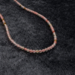 Karpuz Kuvars doğal taş dizi 4mm – pembe ve yeşil tonların birleşimiyle sevgi, denge ve huzur enerjisi yayan toptan doğal taş dizi.