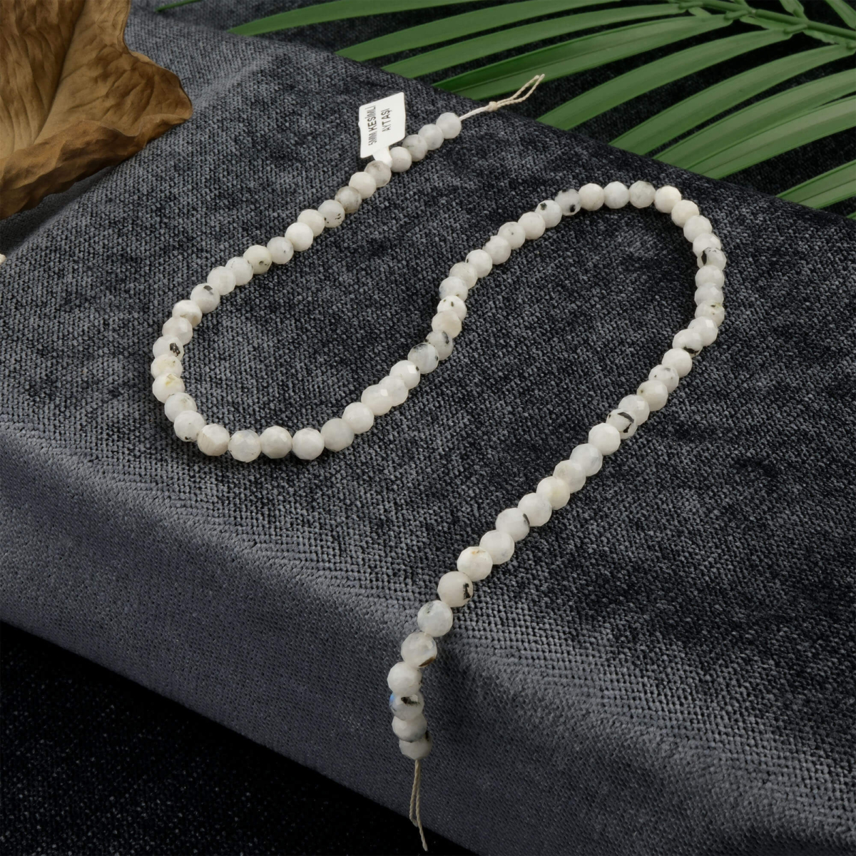 Kesimli Aytaşı doğal taş dizi 5mm – sezgi, dinginlik ve iç huzuru destekleyen toptan doğal taş dizi