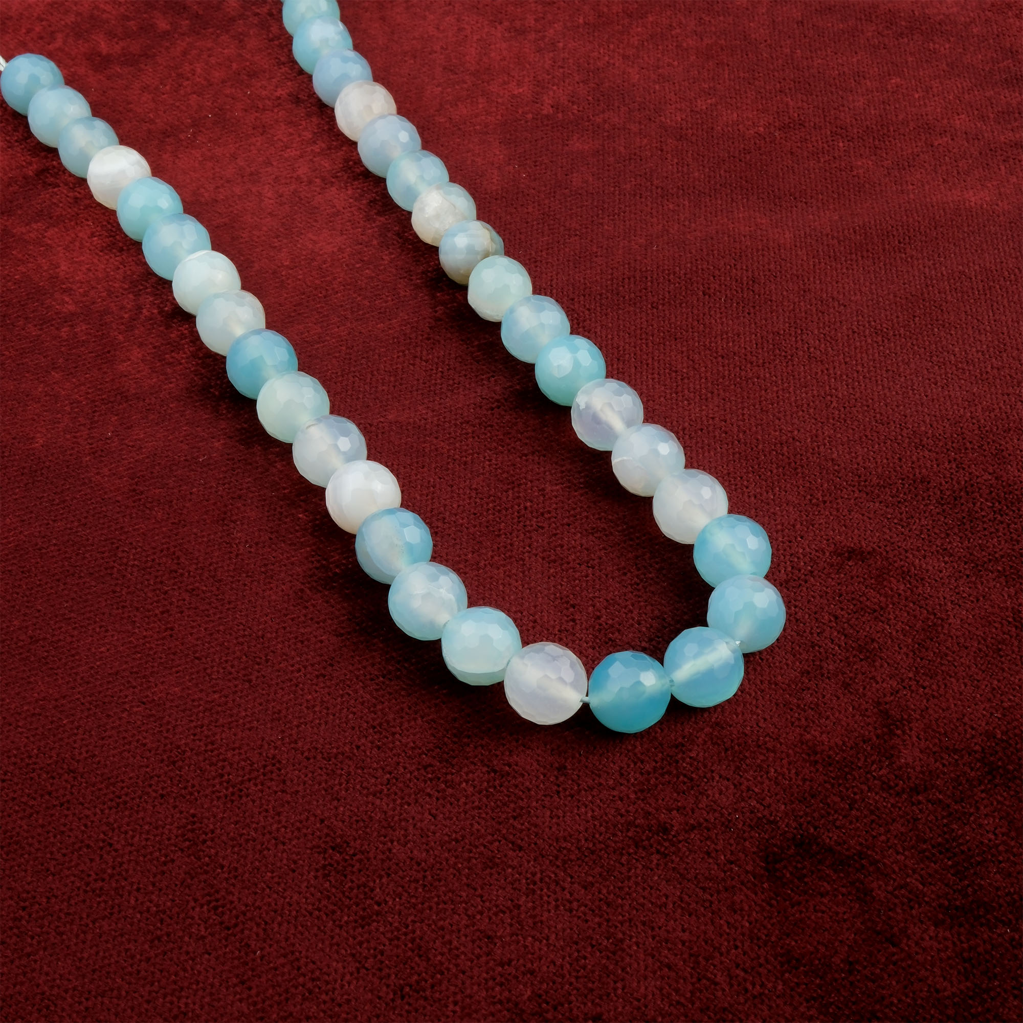 Kesimli Madagaskar Akik toptan doğal taş dizi 10mm – toprak tonlarıyla koruma, denge ve huzur enerjisi sağlayan doğal taş modeli.