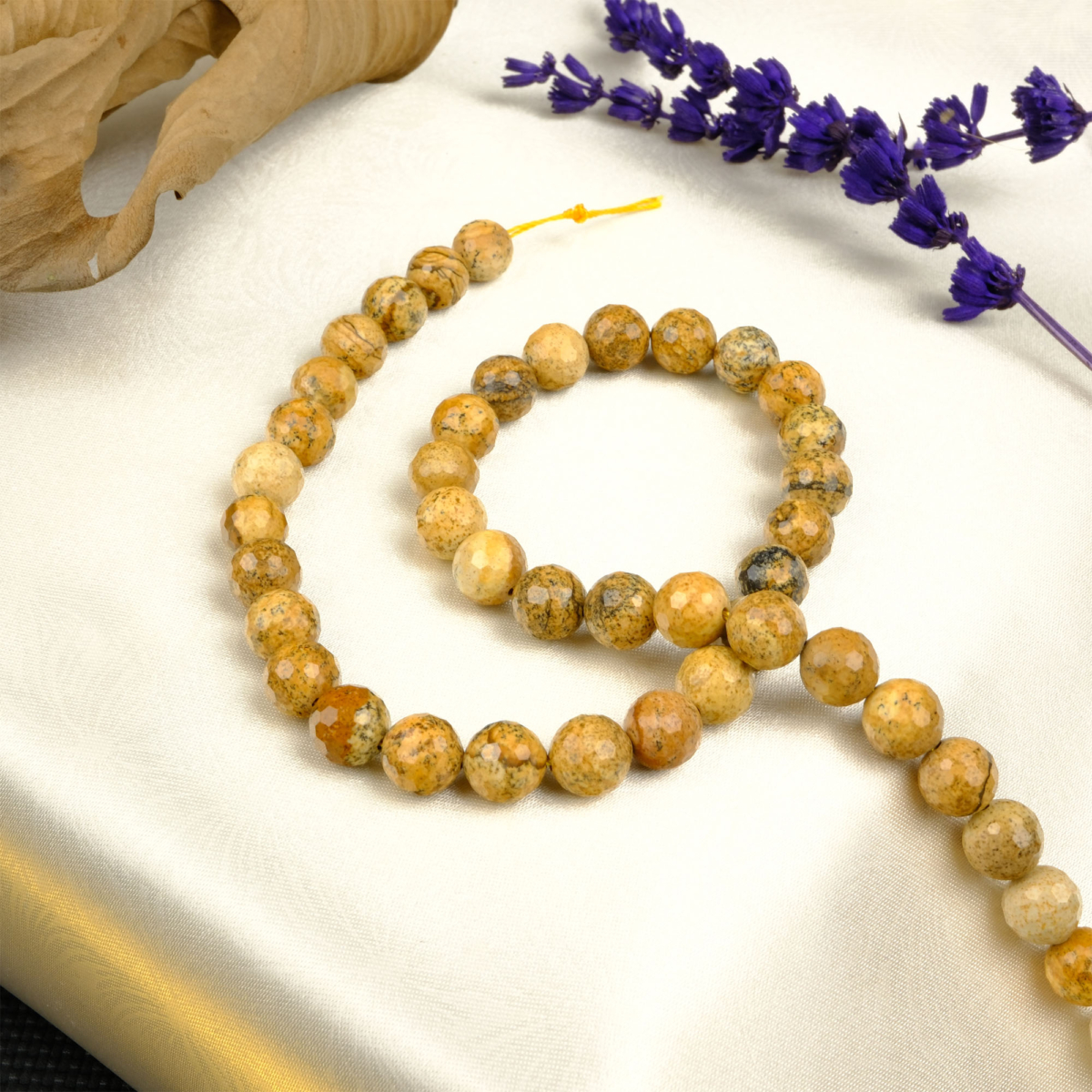 Kesimli Odun Jasper doğal taş dizi 8mm – topraklayıcı enerjisi, doğal dokusu ve güçlü dayanıklılığıyla öne çıkan toptan doğal taş dizi