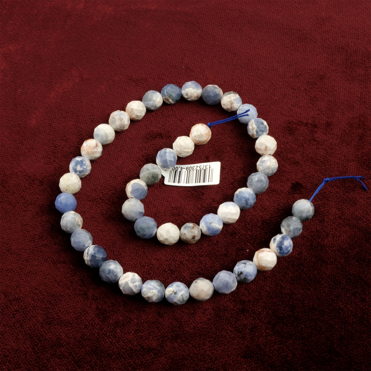 Kesimli Sodalit doğal taş dizi 8mm – içsel denge, mantık ve sezgiyi birleştiren toptan doğal taş dizi