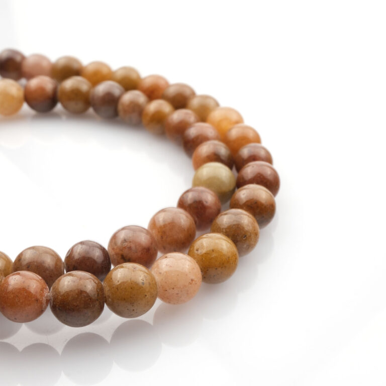 Kırmızı Aventurin doğal taş dizi 6mm – sıcak kırmızı tonlarıyla canlılık, cesaret ve motivasyon enerjisi veren toptan doğal taş dizi.