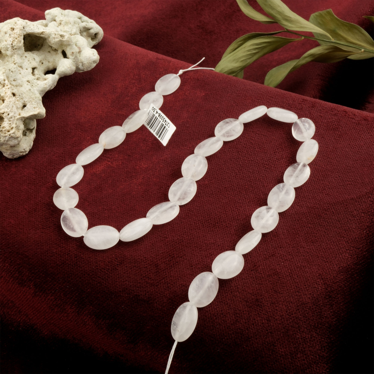 Kristal Kuvars doğal taş dizi — toptan doğal taş dizi; berrak yapısıyla arındırıcı, dengeleyici ve enerji yükseltici özelliklere sahip taş.