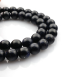 Lacivert Yıldız Taşı toptan doğal taş dizi 8mm – gece göğünü andıran parıltılarıyla enerji, odaklanma ve motivasyon sağlayan büyüleyici taş modeli.