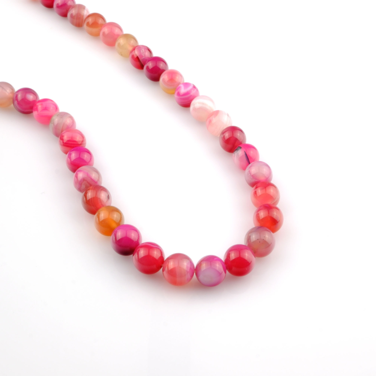 Madagaskar Akik doğal taş dizi 10mm – doğanın benzersiz desenlerini taşıyan, denge ve koruma enerjisiyle öne çıkan toptan doğal taş dizi.