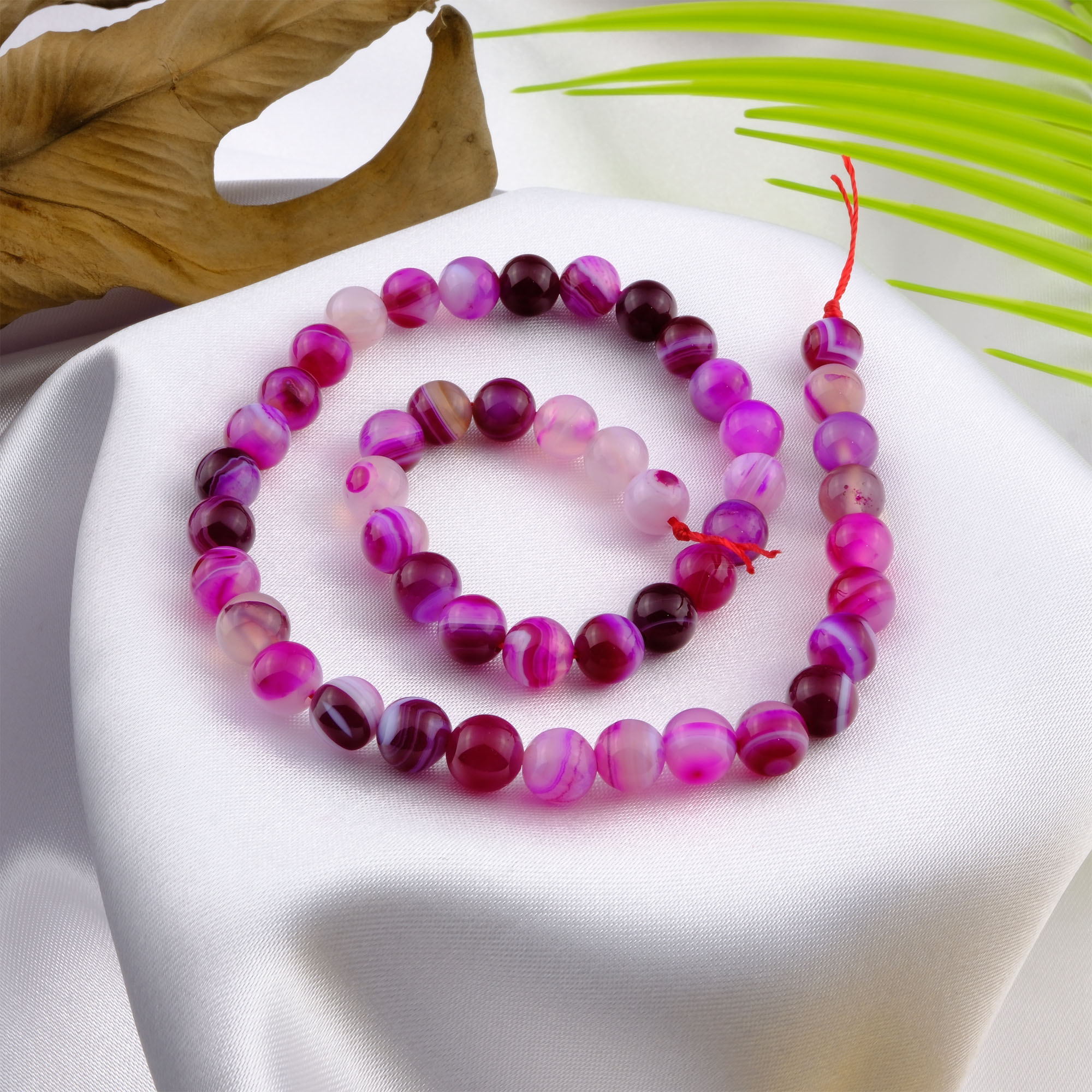 Madagaskar Mor Akik toptan doğal taş dizi 8mm – mor tonlarıyla sezgi, ruhsal denge ve içsel huzur enerjisi sunan doğal taş.