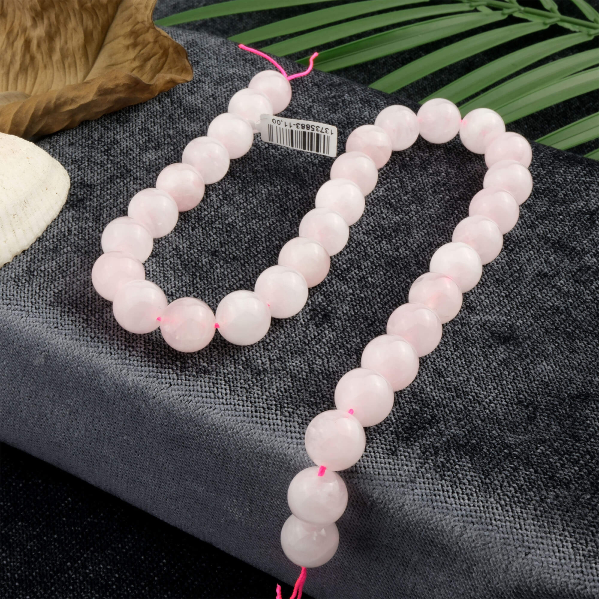 Madagaskar Pembe Kuvars doğal taş dizi 12mm – güçlü sevgi frekansı, huzur verici enerjisi ve zarif pembe tonlarıyla öne çıkan toptan doğal taş dizi
