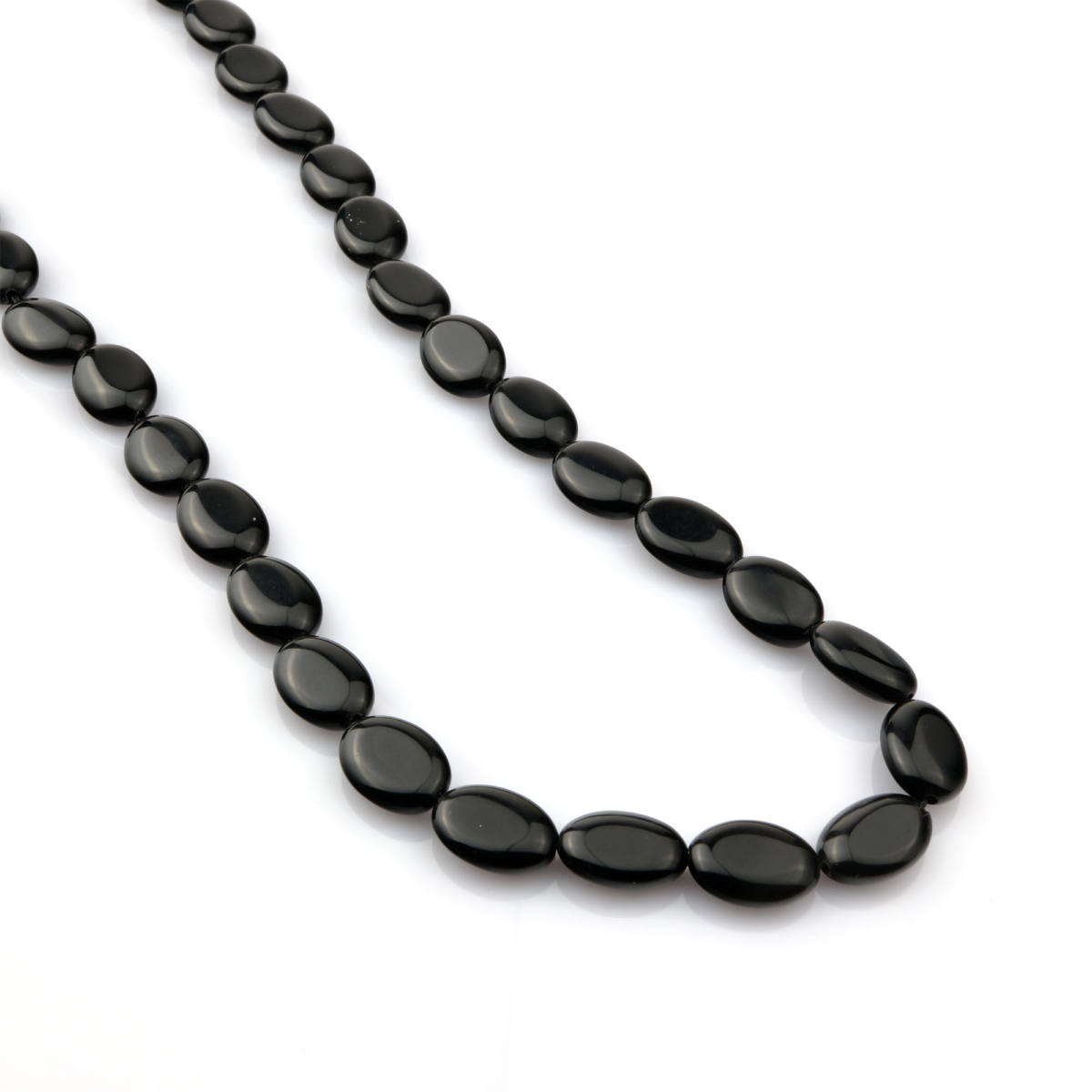 Obsidyen doğal taş dizi — toptan doğal taş dizi; siyah tonlarıyla koruma, arınma ve negatif enerjiden uzaklaşmayı sağlayan güçlü volkanik taş.