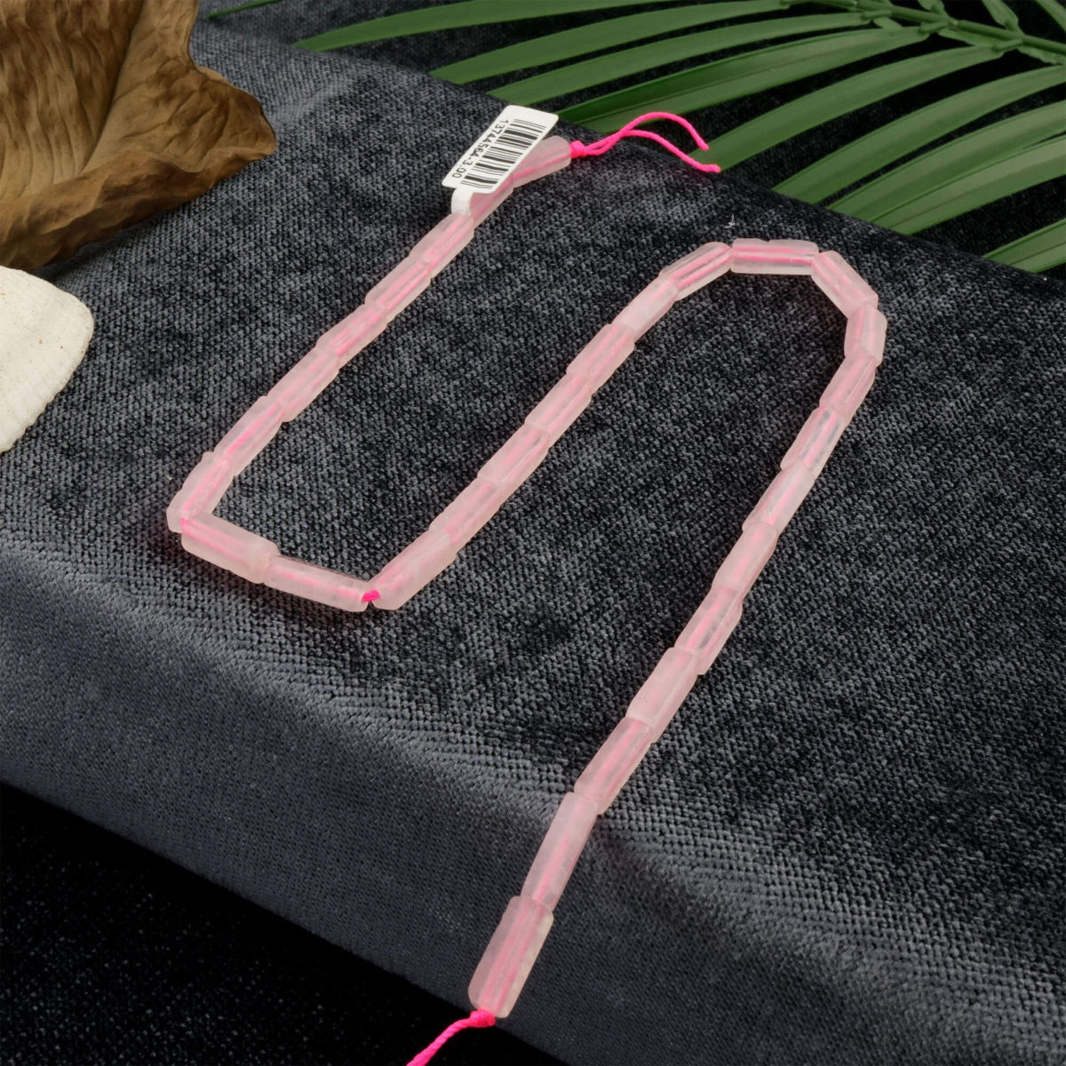 Pembe Kuvars doğal taş dizi — toptan doğal taş dizi; pembe tonlarıyla sevgi, şefkat ve duygusal denge enerjisi sağlayan taş.