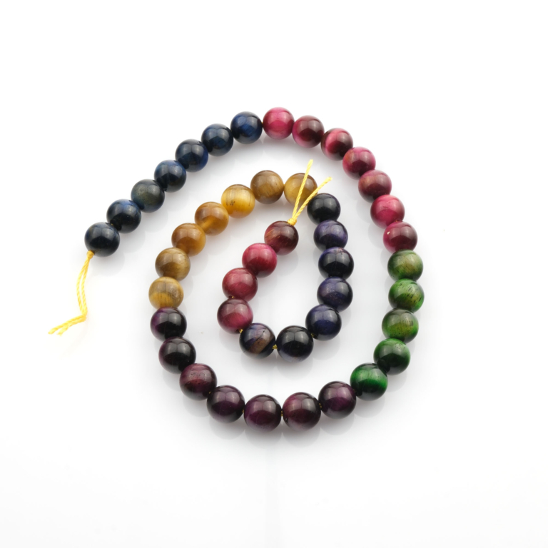 Renkli Kaplangözü 2 doğal taş dizi 8mm – mavi, altın ve kırmızı tonlarıyla kararlılık, cesaret ve içsel denge enerjisi sunan toptan doğal taş dizi