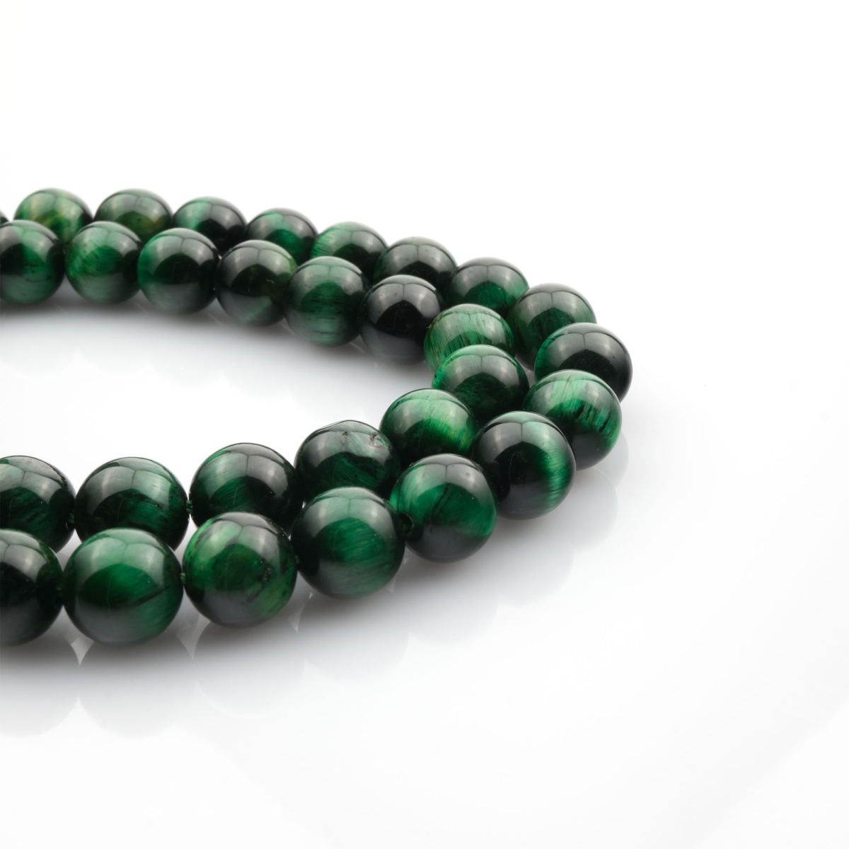 Renkli Kaplangözü doğal taş dizi 8mm – altın, kırmızı ve mavi tonlarıyla enerji, cesaret ve koruma sağlayan toptan doğal taş dizi