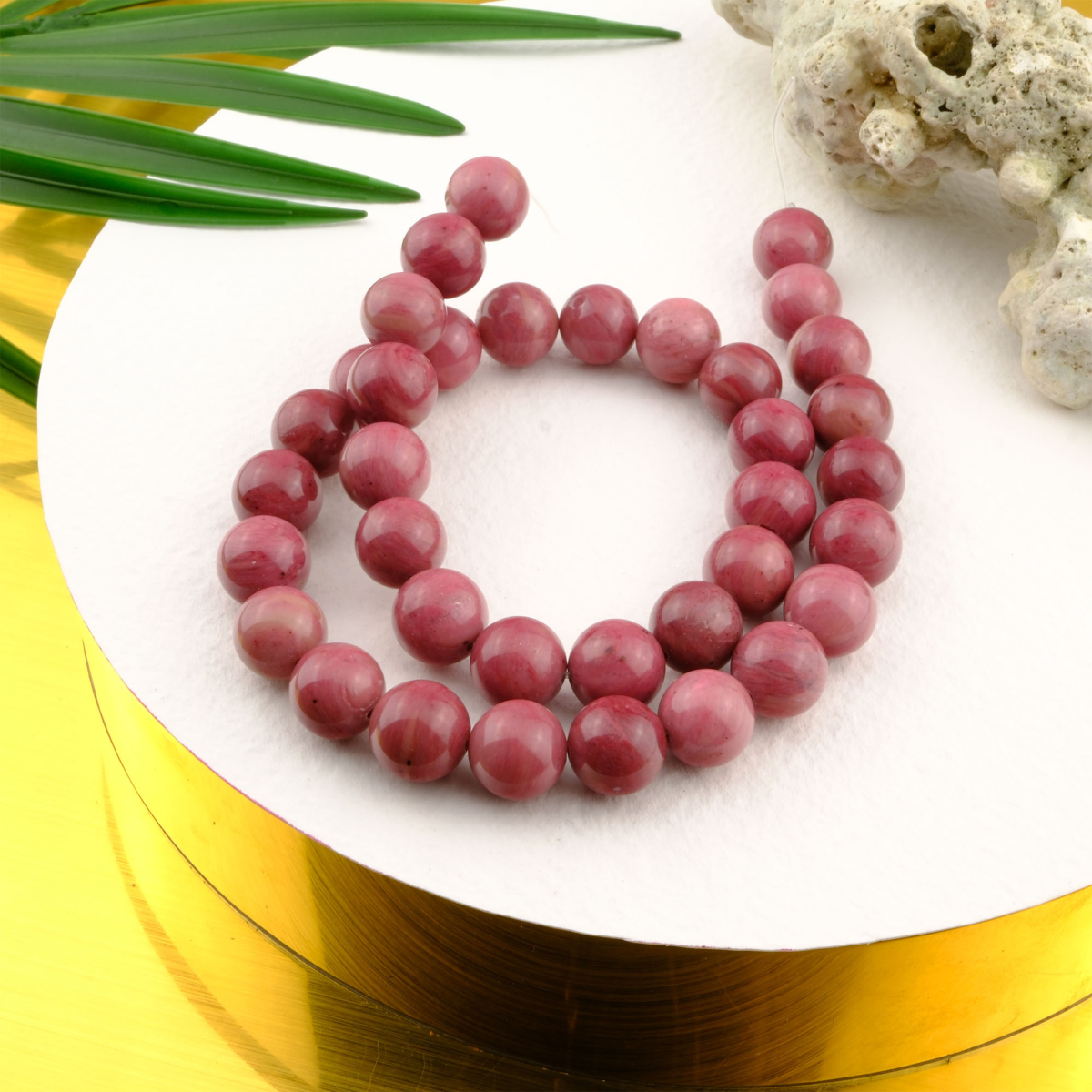 Rodonit doğal taş dizi 10mm – sevgi, şefkat ve duygusal denge enerjisini güçlendiren toptan doğal taş dizi