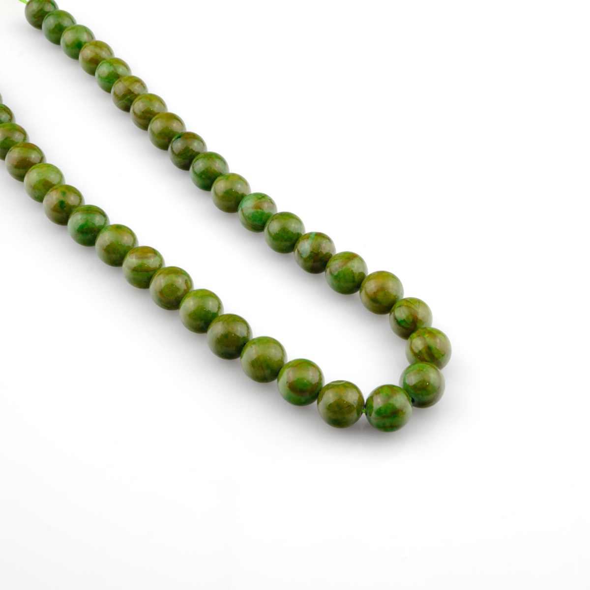 Yeşil Jasper 10mm toptan doğal taş dizi – doğanın huzurunu yansıtan yeşil tonlarıyla enerji çalışmaları, bileklik ve kolye tasarımları için mükemmel seçim.