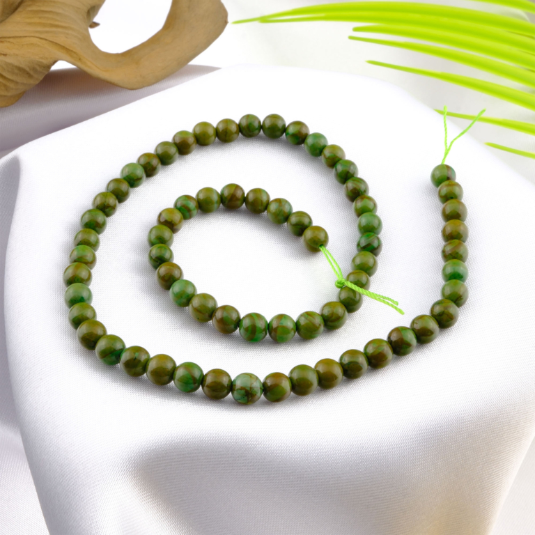 Yeşil Jasper doğal taş dizi 6mm – doğanın huzurunu yansıtan tonlarıyla denge, şifa ve içsel dinginlik sağlayan toptan doğal taş dizi.