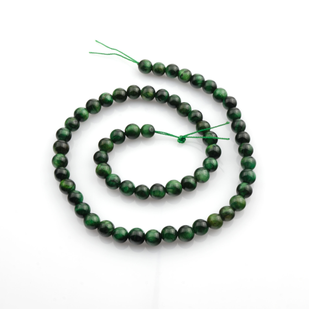 Yeşil Kaplan Gözü doğal taş dizi 6mm – canlı yeşil tonlarıyla cesaret, güven ve odaklanma enerjisi sunan toptan doğal taş dizi.