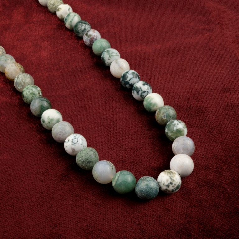 Yosunlu Akik toptan doğal taş dizi 12mm – yeşil ve saydam tonlarıyla doğayla uyum, huzur ve denge enerjisi yayan doğal taş modeli.
